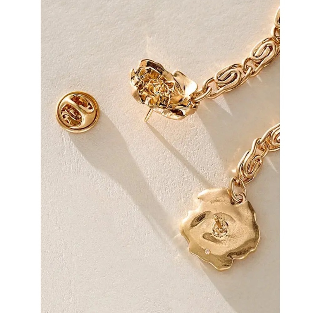 8099. Free People Chancellor Star Pin Brooch - Picture 2 of 4